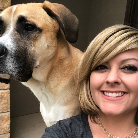 Meet your Posher, Amy - Picture 1 of 1